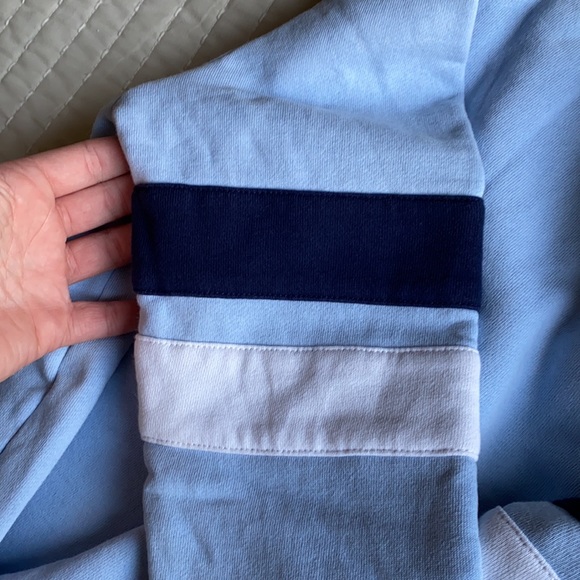 Women’s Fila crewneck - Picture 3 of 3